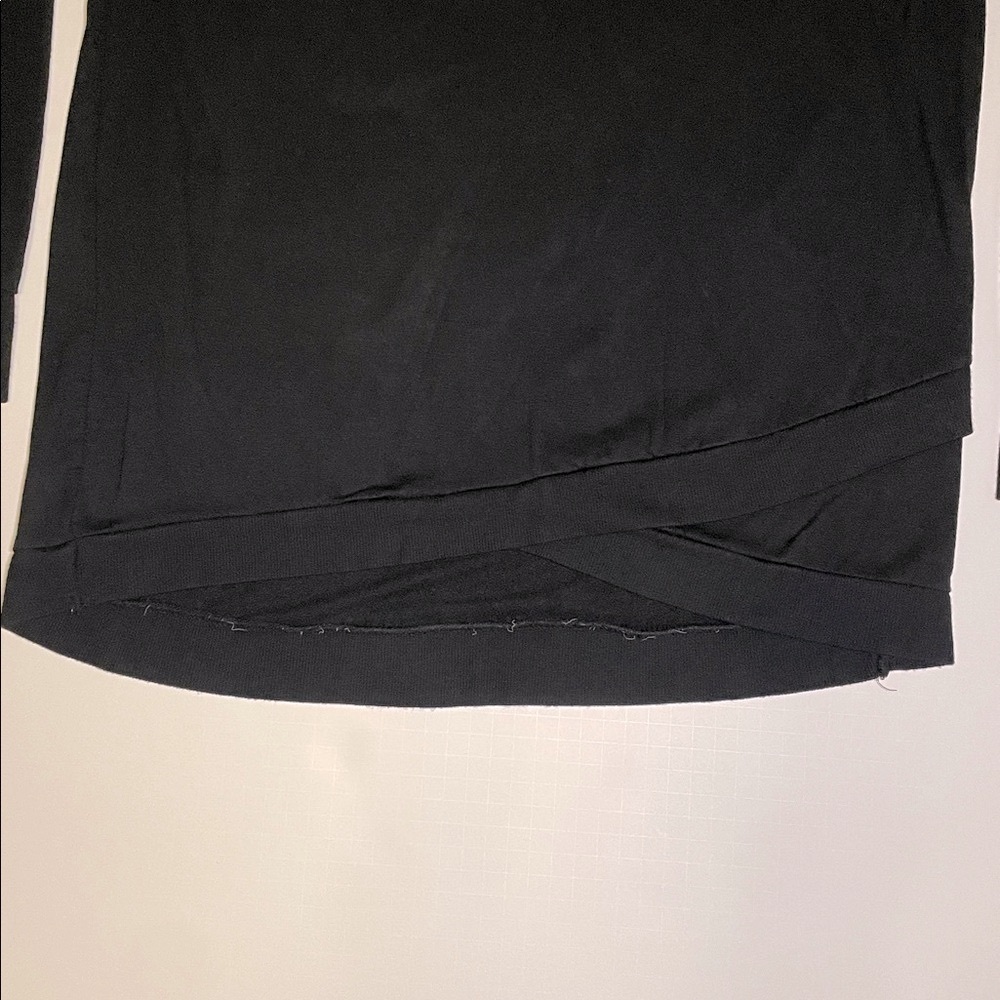 Threads for Thought Black Women's Tunic Knit Top large - Picture 7 of 12